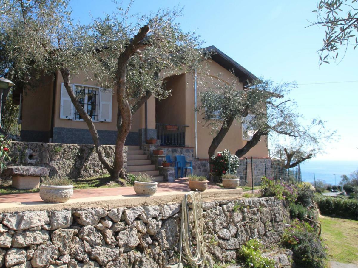 Holiday Home Villa Sara By Interhome フィナーレ・リーグレ エクステリア 写真
